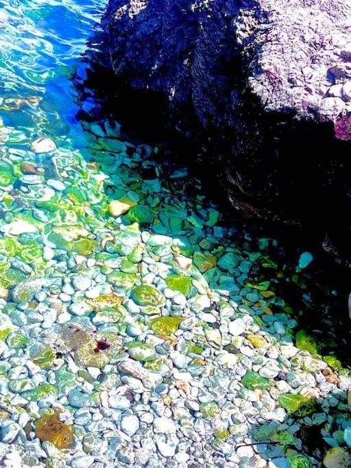 Villa Eco-Chic カリーニ エクステリア 写真