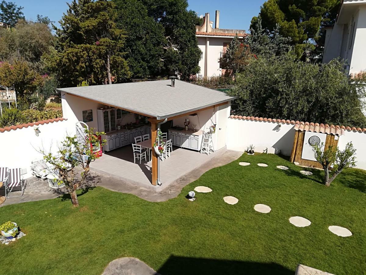 Villa Eco-Chic カリーニ エクステリア 写真